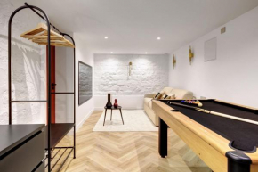 Duplex Luxueux avec billard et baignoire